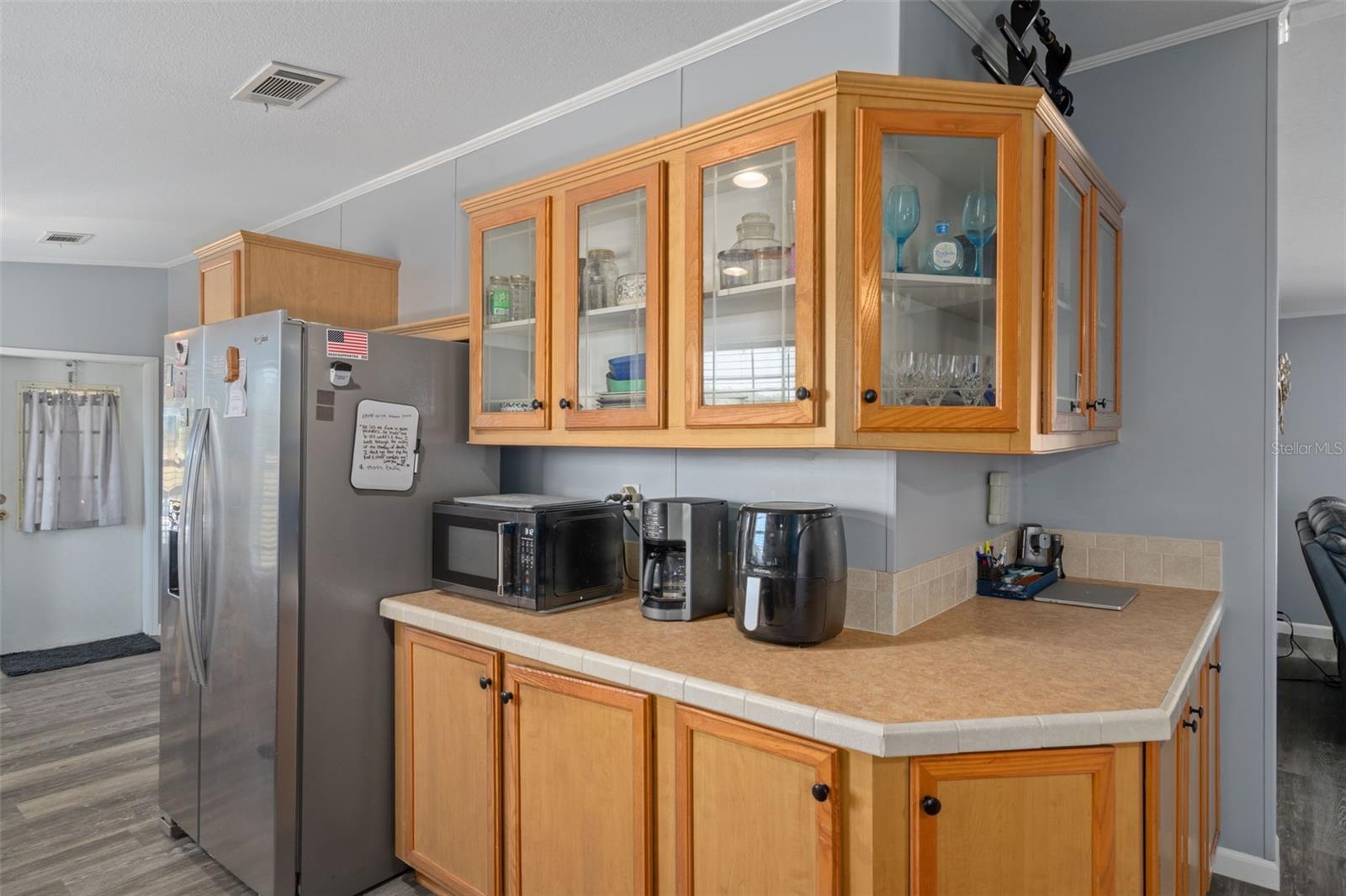 THE E 1/2 OF W 1/2 OF THE S 1/2 OF NE 1/4 OF NE - Residential