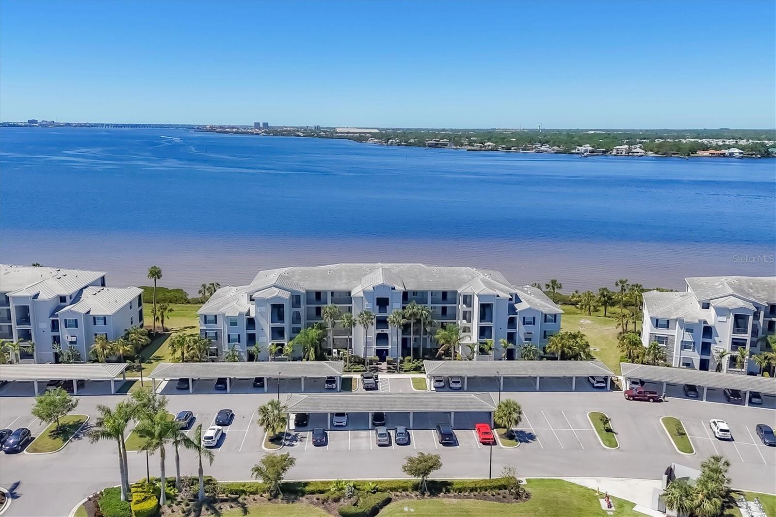 920 TIDEWATER SHORES LOOP 304