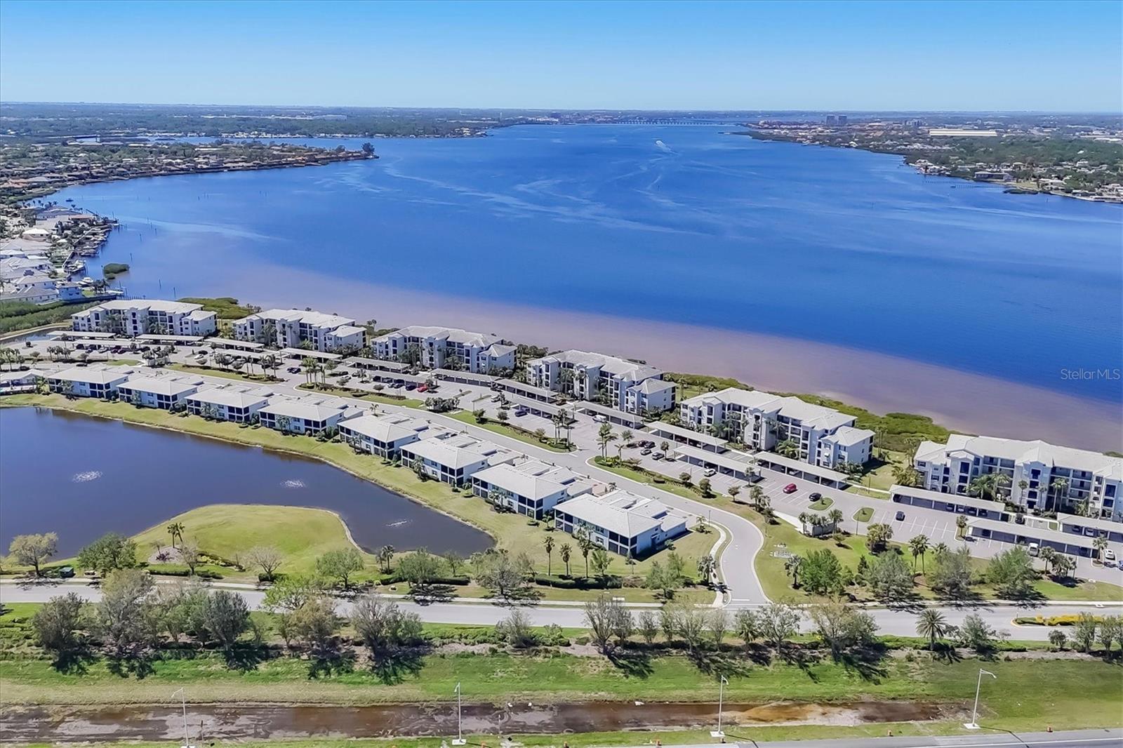920 TIDEWATER SHORES LOOP 304