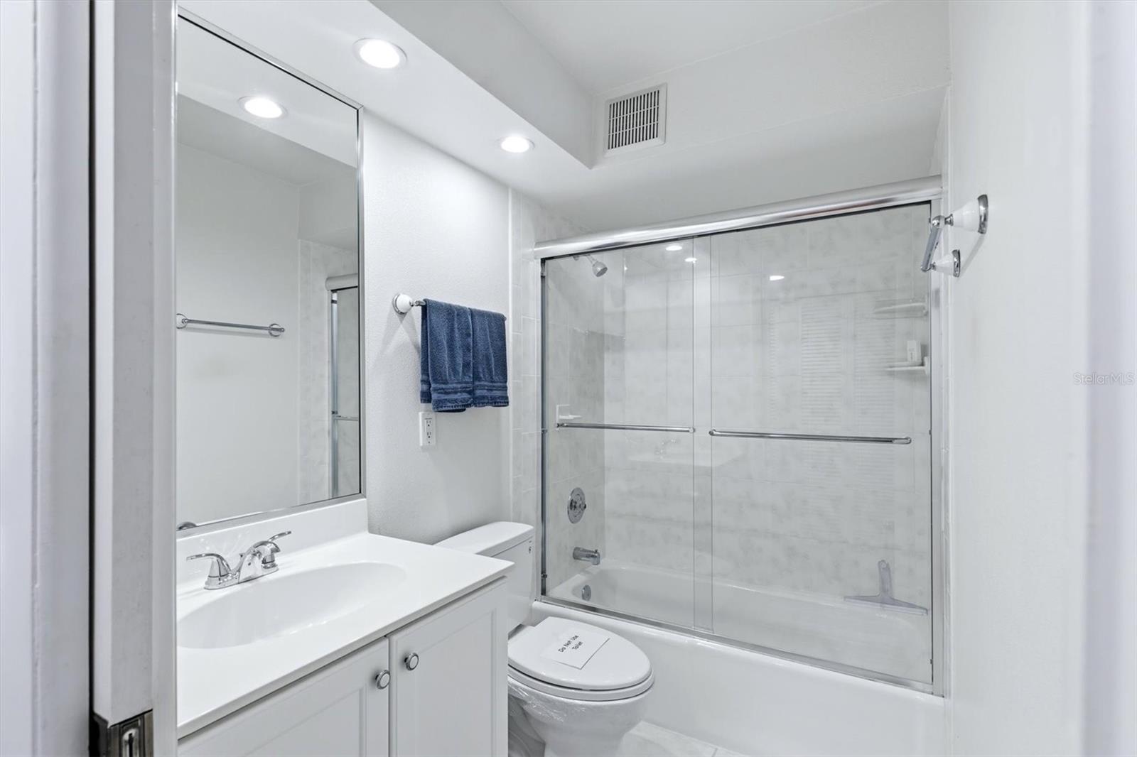 BAYSIDE TERRACES AT WILD OAK BAY - Residential