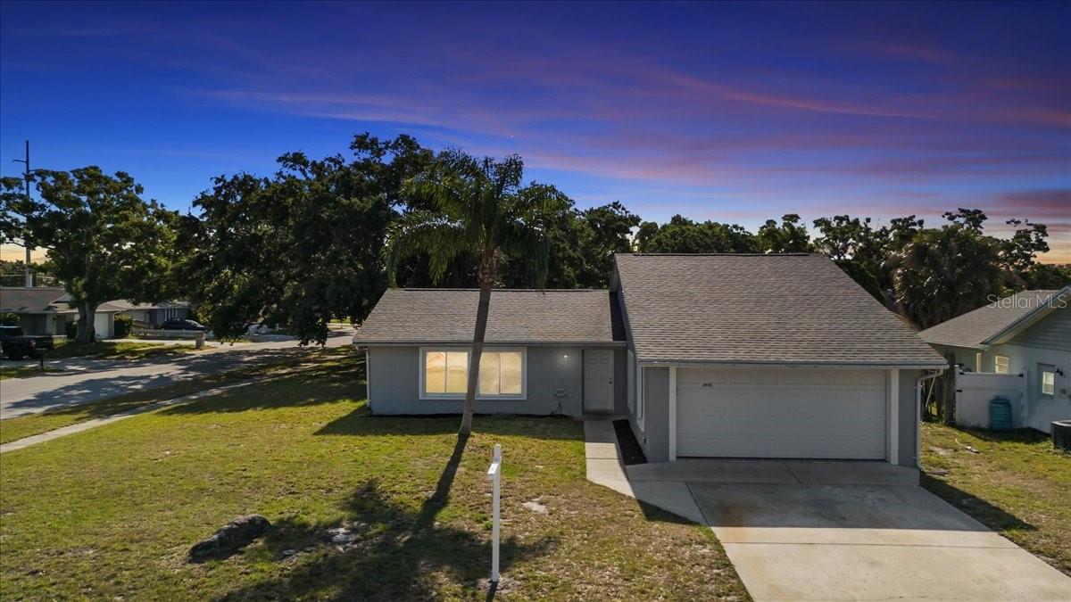 1985 HASTINGS DRIVE