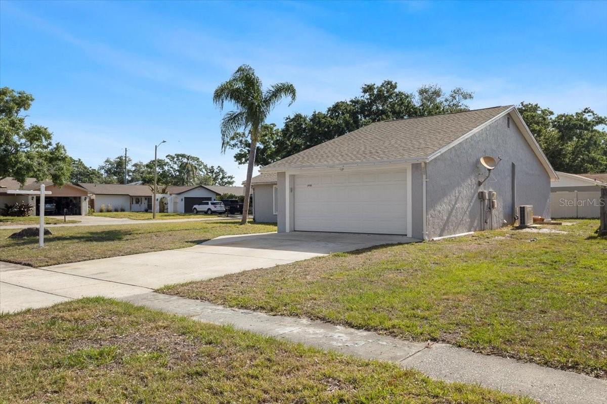 1985 HASTINGS DRIVE
