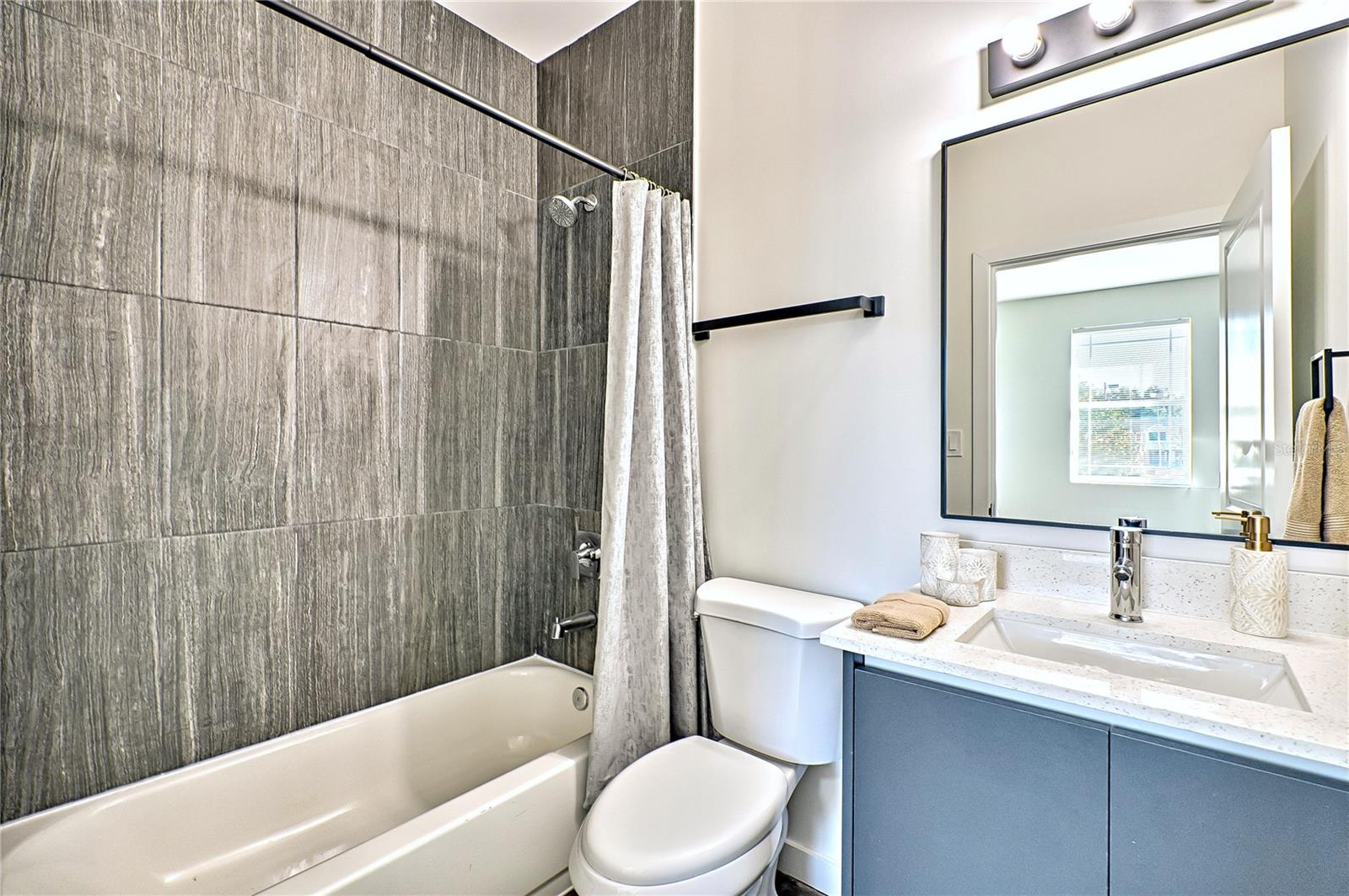 EAGLE TRACE TOWNHOMES CONDO - Residential