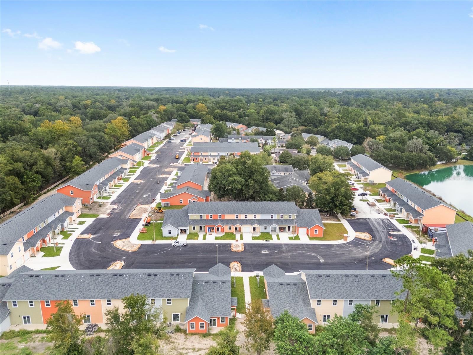 EAGLE TRACE TOWNHOMES CONDO - Residential