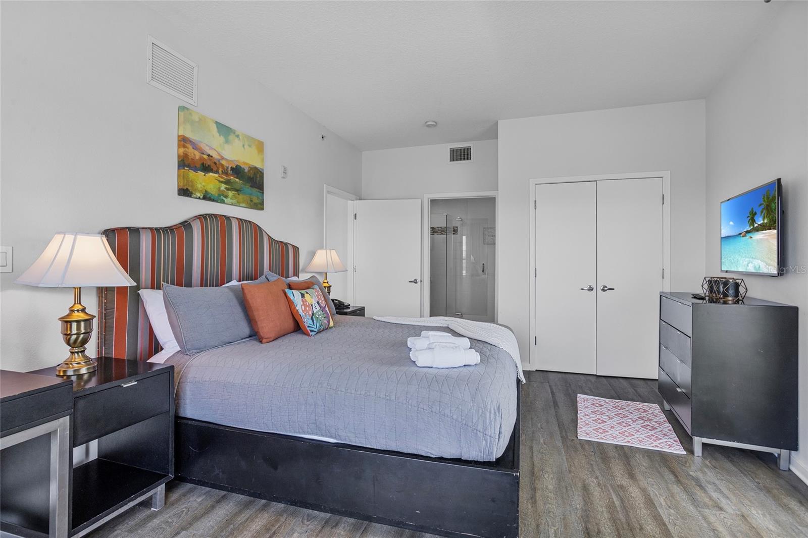 MONA LISA AT CELEBRATION CONDO HOTEL - Residential