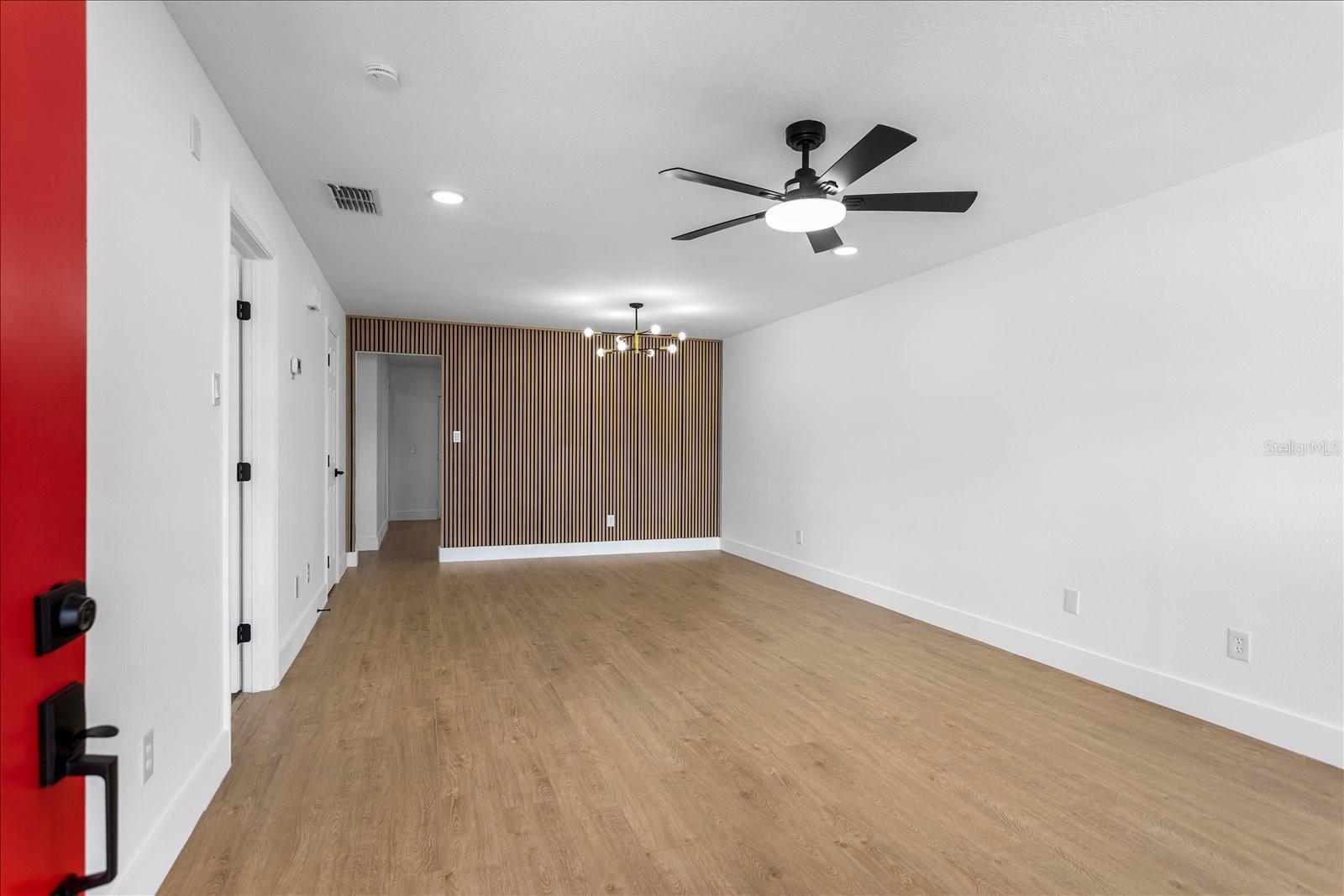 749 QUAIL HOLLOW DRIVE