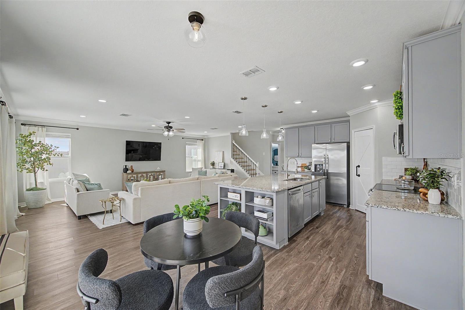 EPPERSON RANCH SOUTH PH 2H-1 - Residential