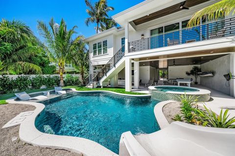 A home in SARASOTA