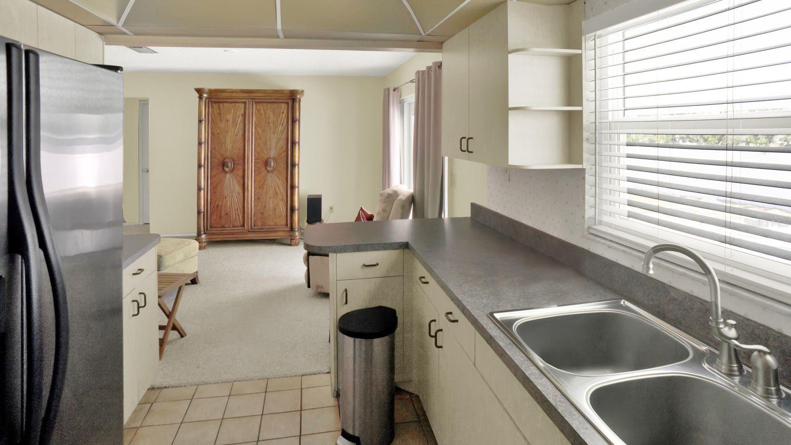 SHORE ACRES SEC 1 TWIN LAKES ADD - Residential