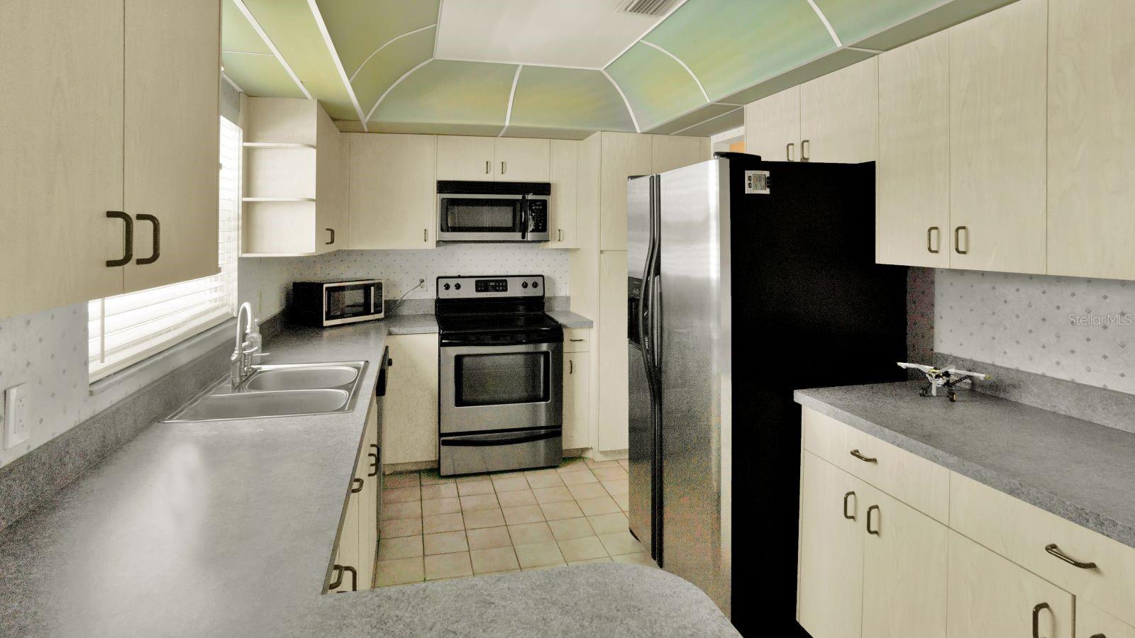 SHORE ACRES SEC 1 TWIN LAKES ADD - Residential