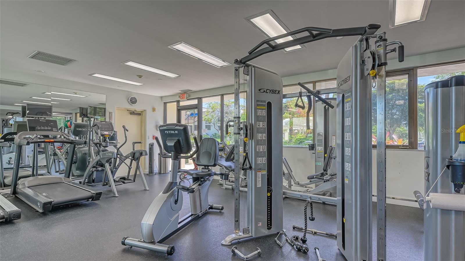 FAIRWAY BAY 1 - Residential