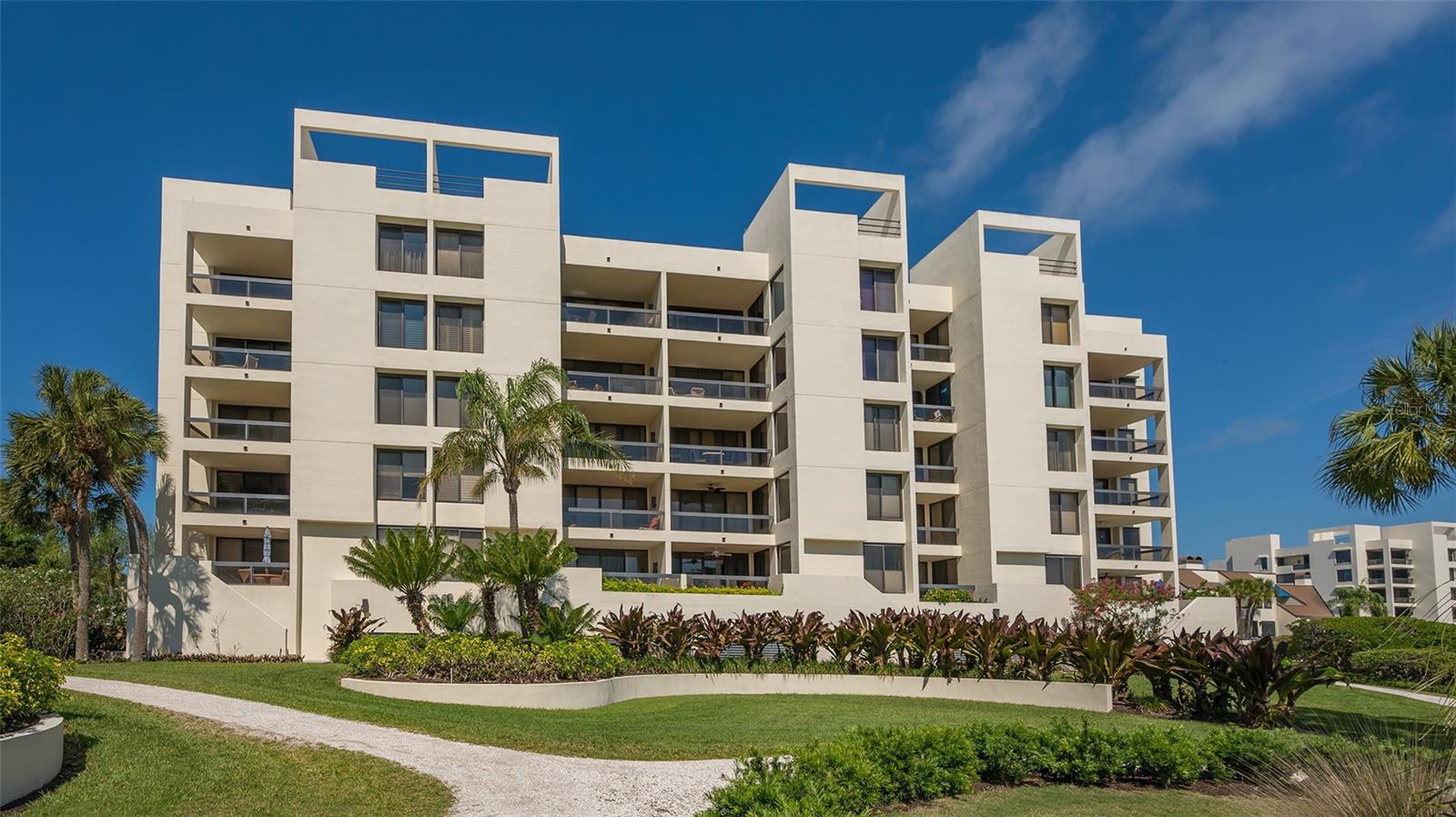 FAIRWAY BAY 1 - Residential