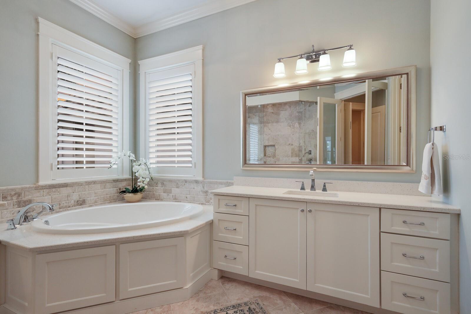 HARBOUR WALK - Residential