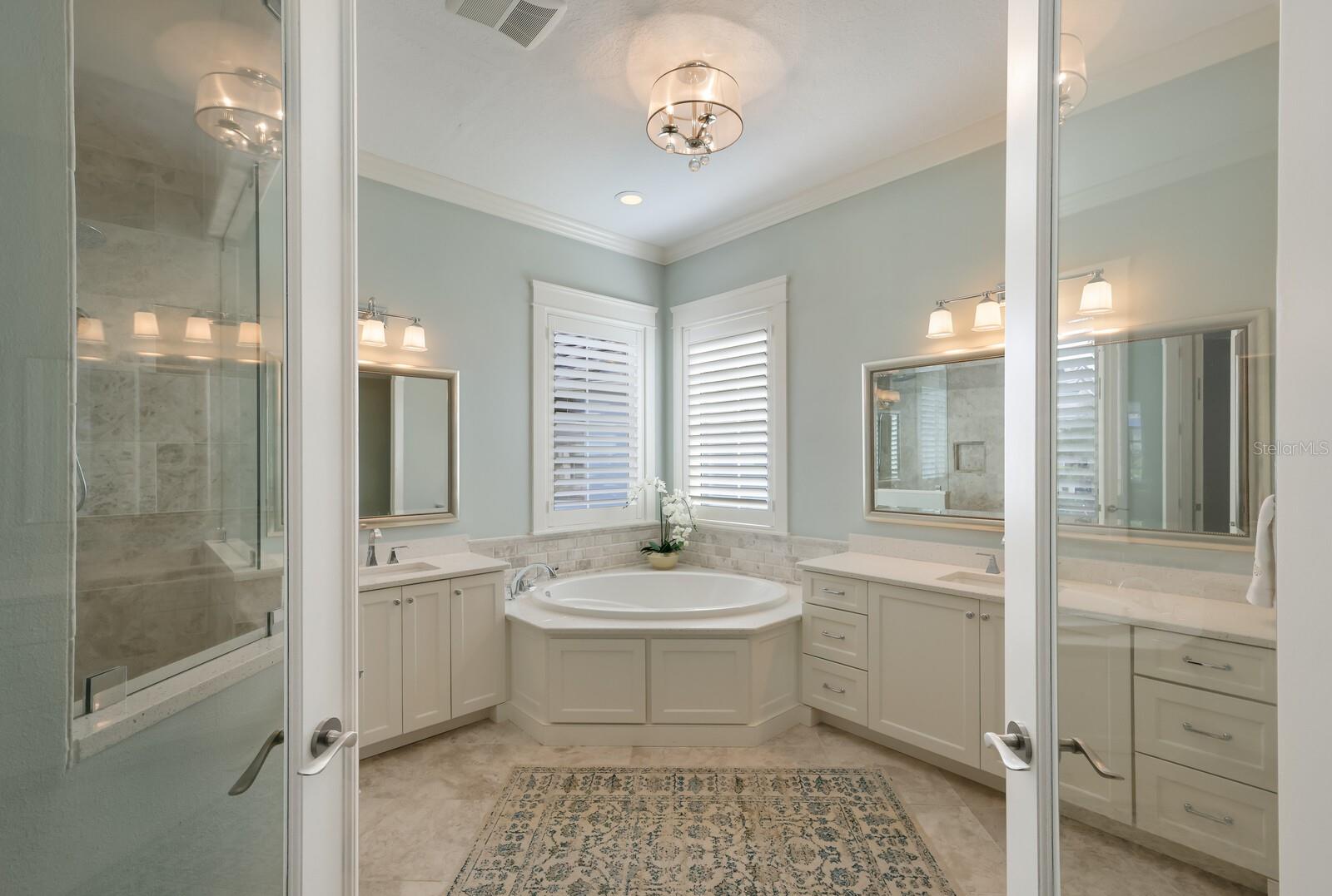 HARBOUR WALK - Residential