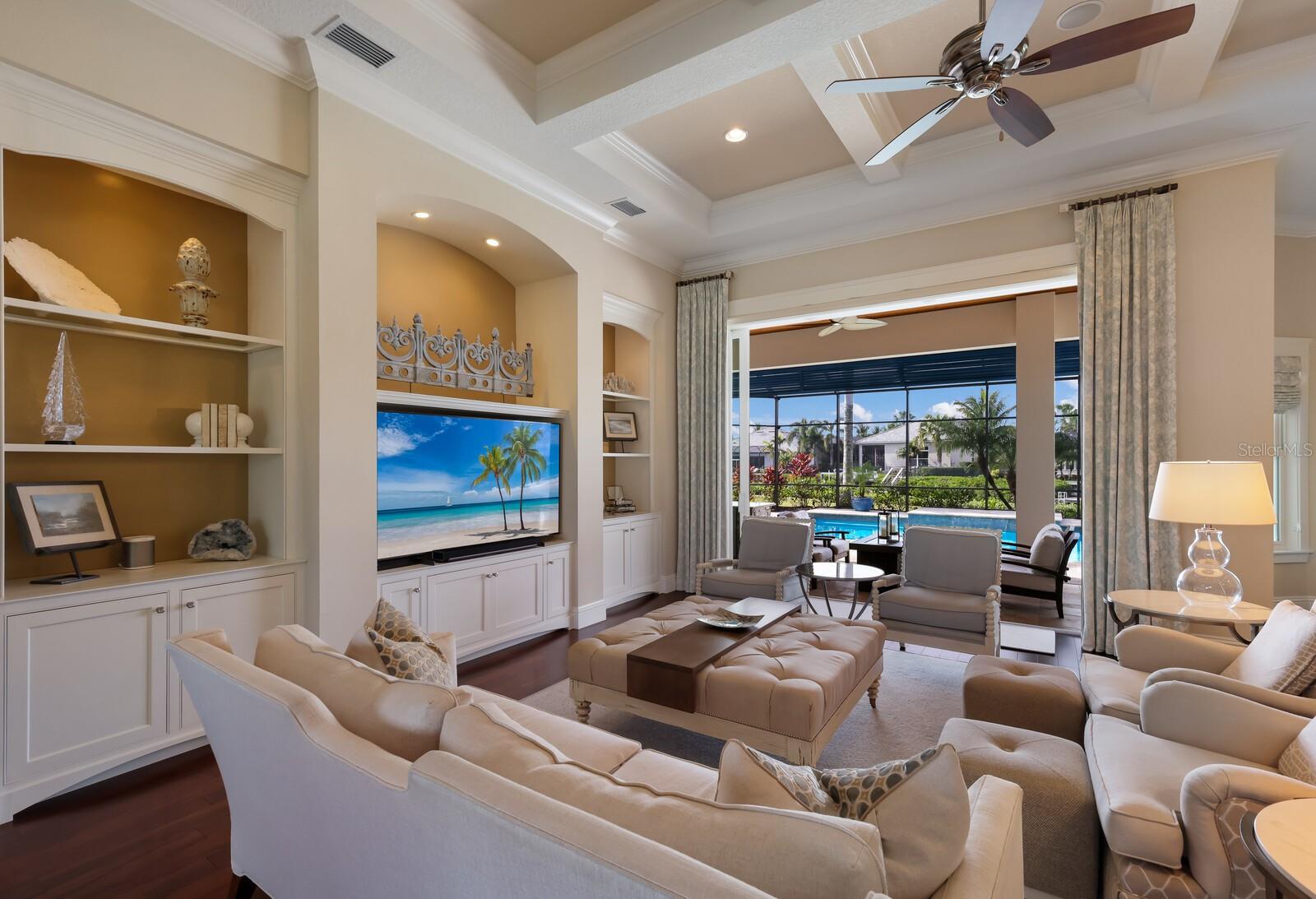 HARBOUR WALK - Residential