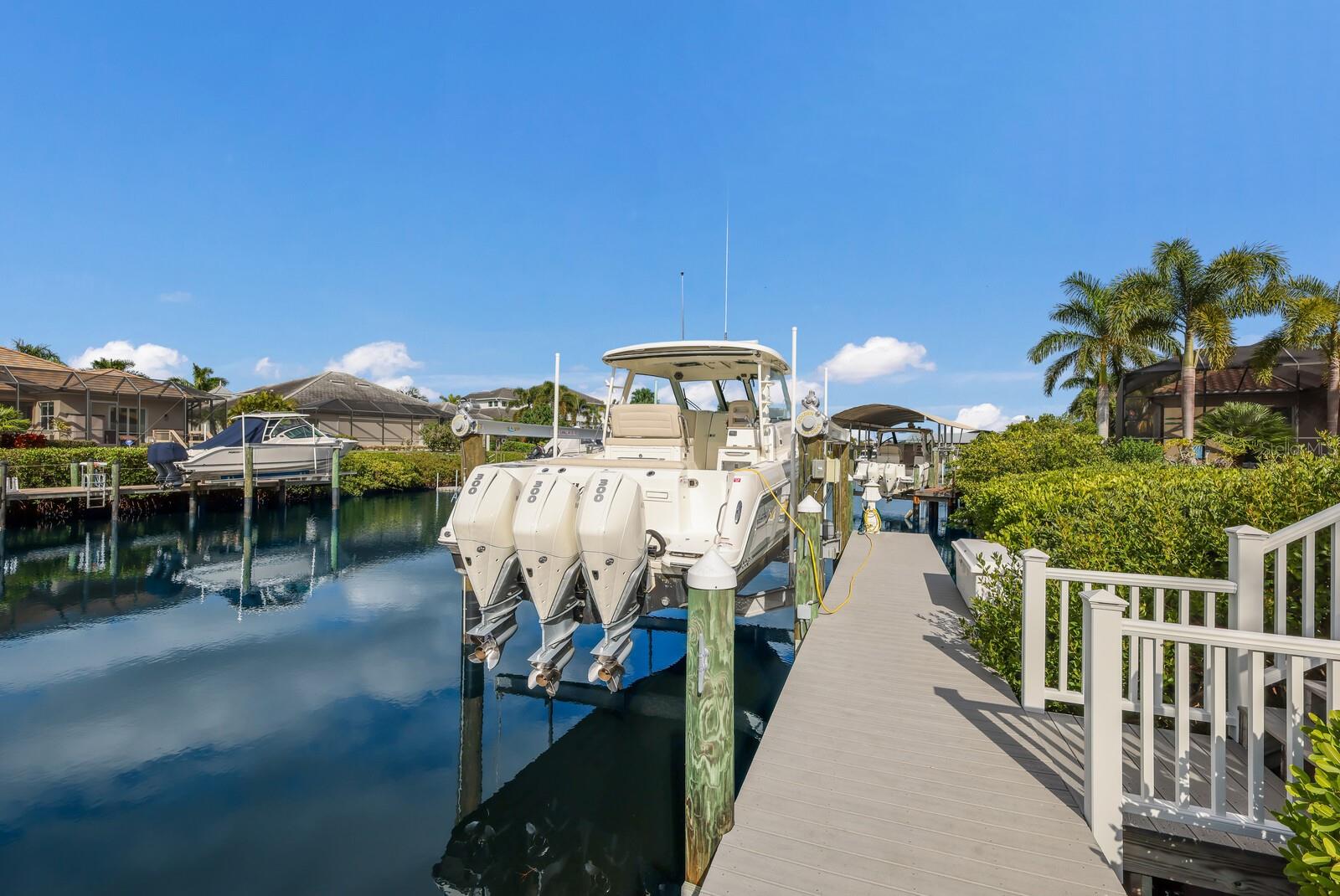 HARBOUR WALK - Residential