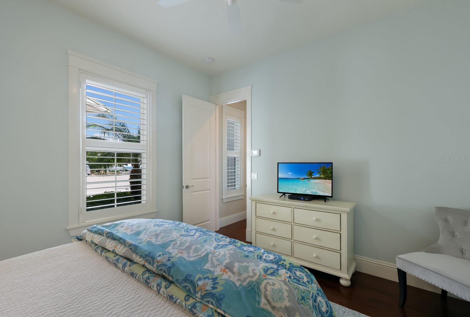 HARBOUR WALK - Residential