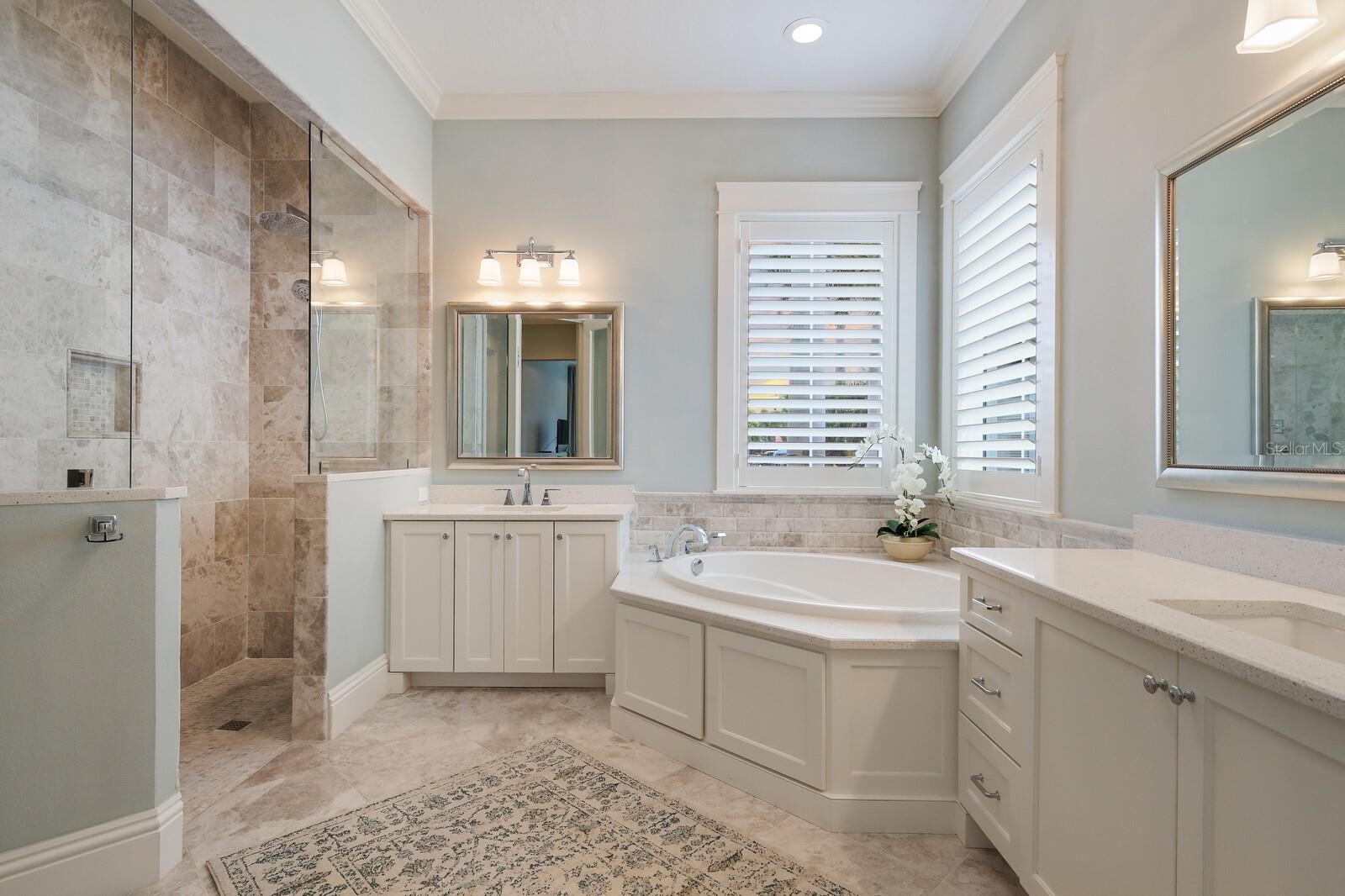 HARBOUR WALK - Residential