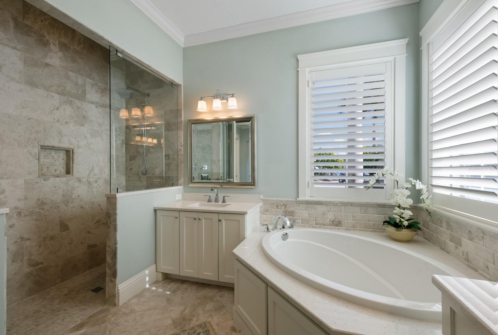 HARBOUR WALK - Residential