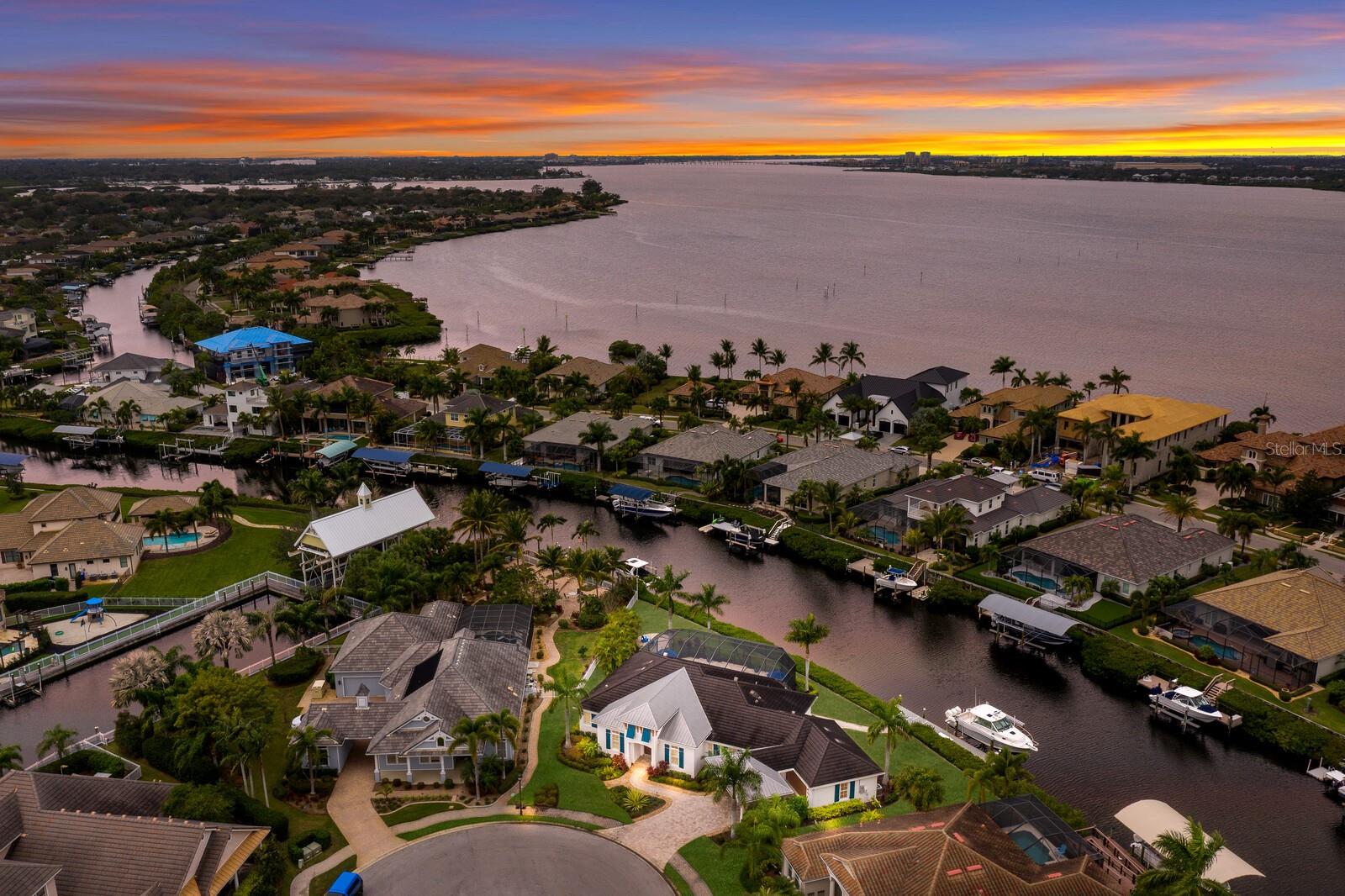 HARBOUR WALK - Residential