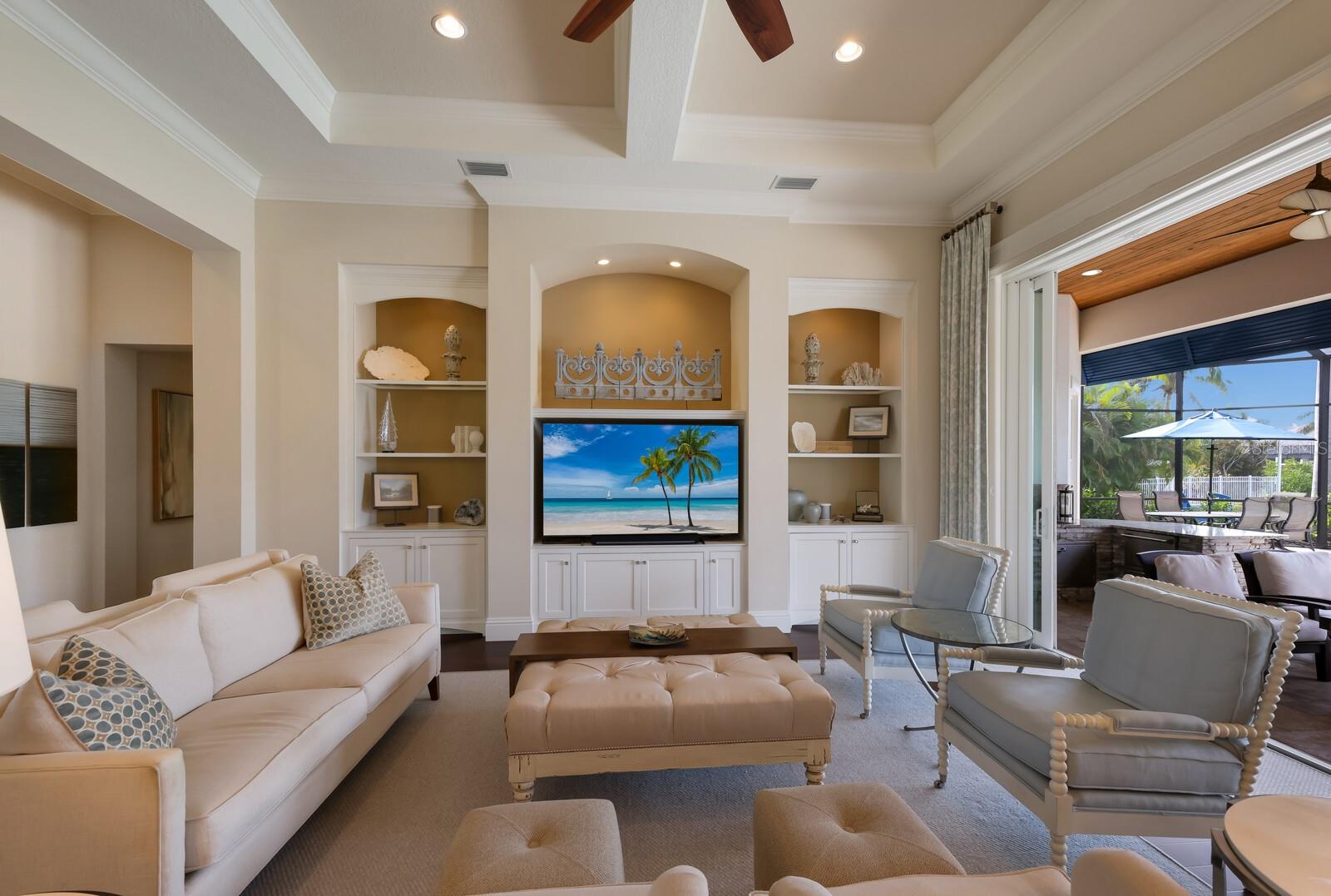 HARBOUR WALK - Residential