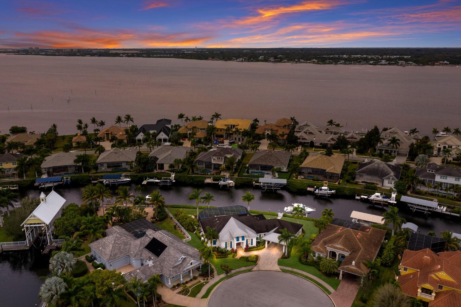 HARBOUR WALK - Residential