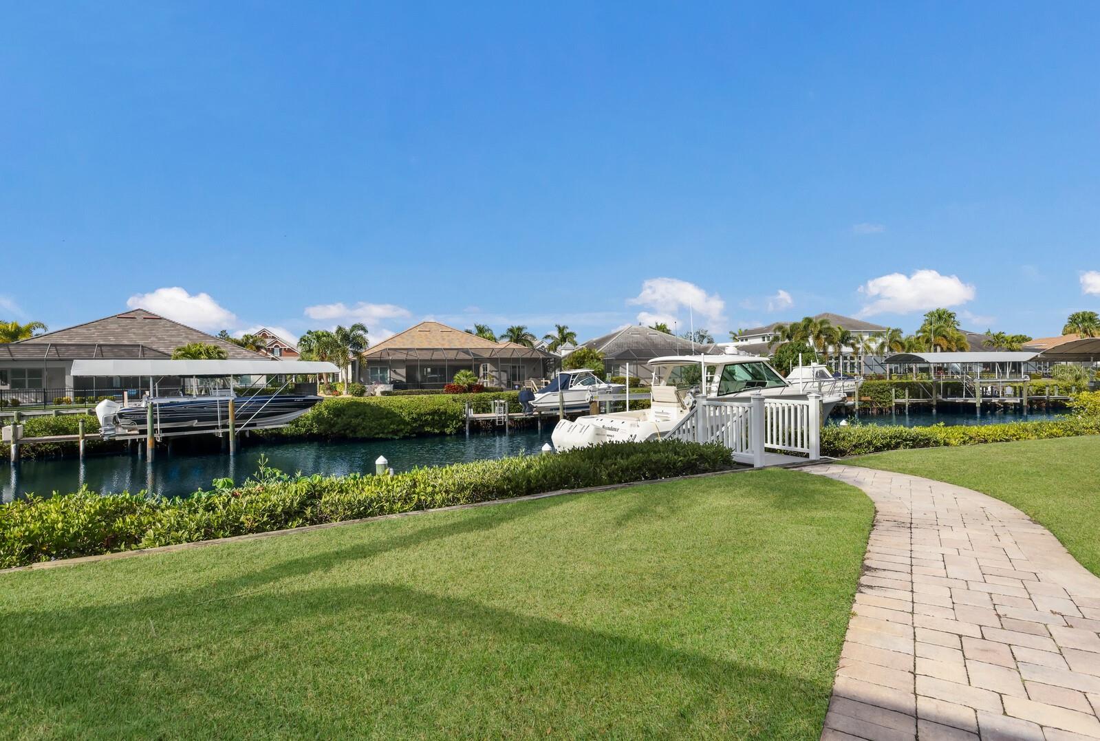 HARBOUR WALK - Residential