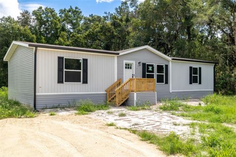 A home in CHIEFLAND