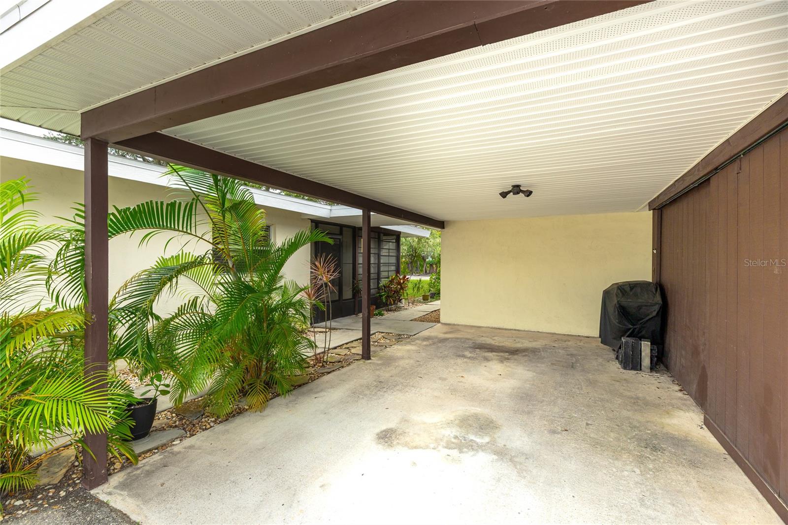 RAMBLEWOOD ACRES - Residential