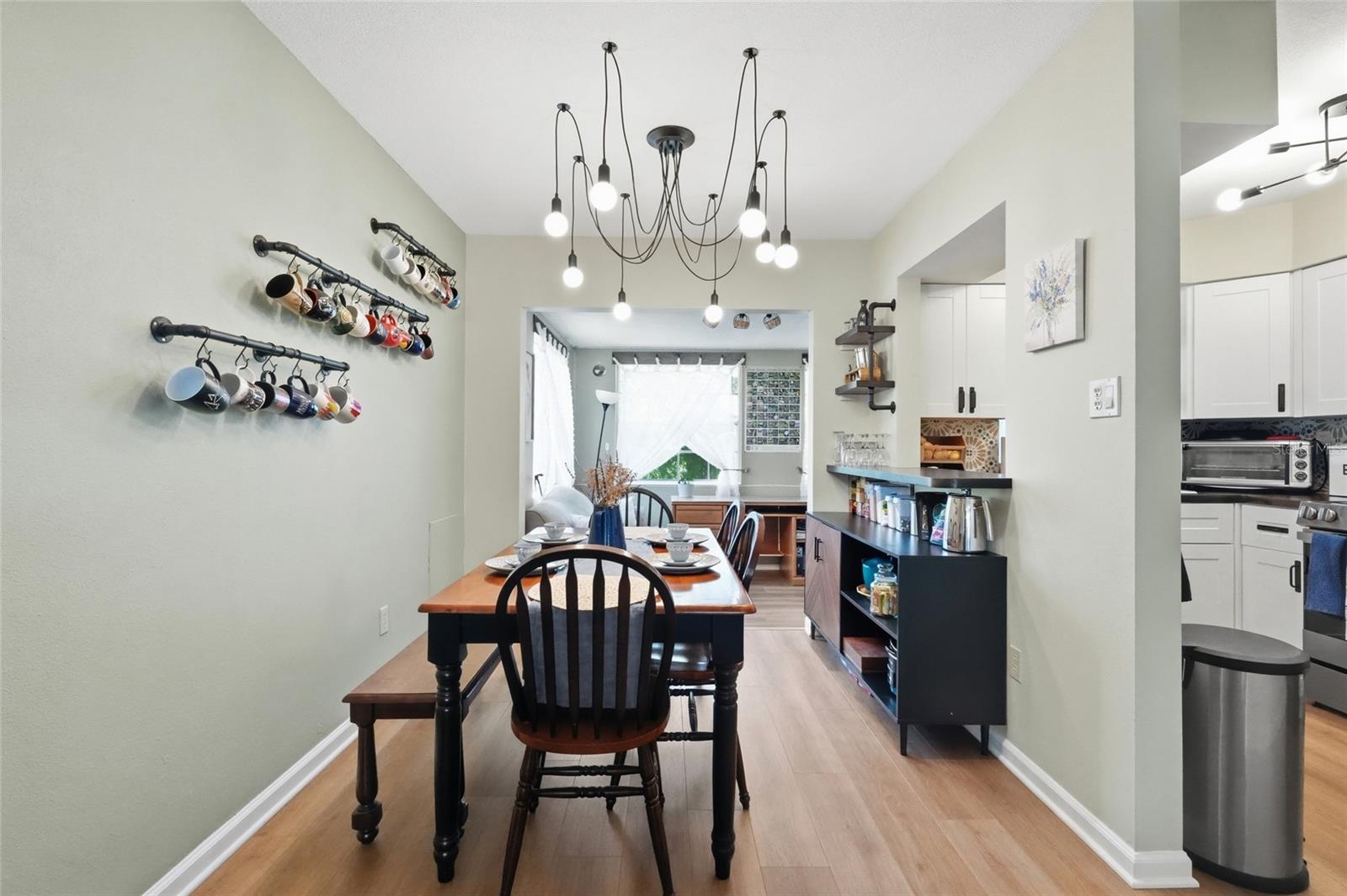 4507 9TH STREET W I8