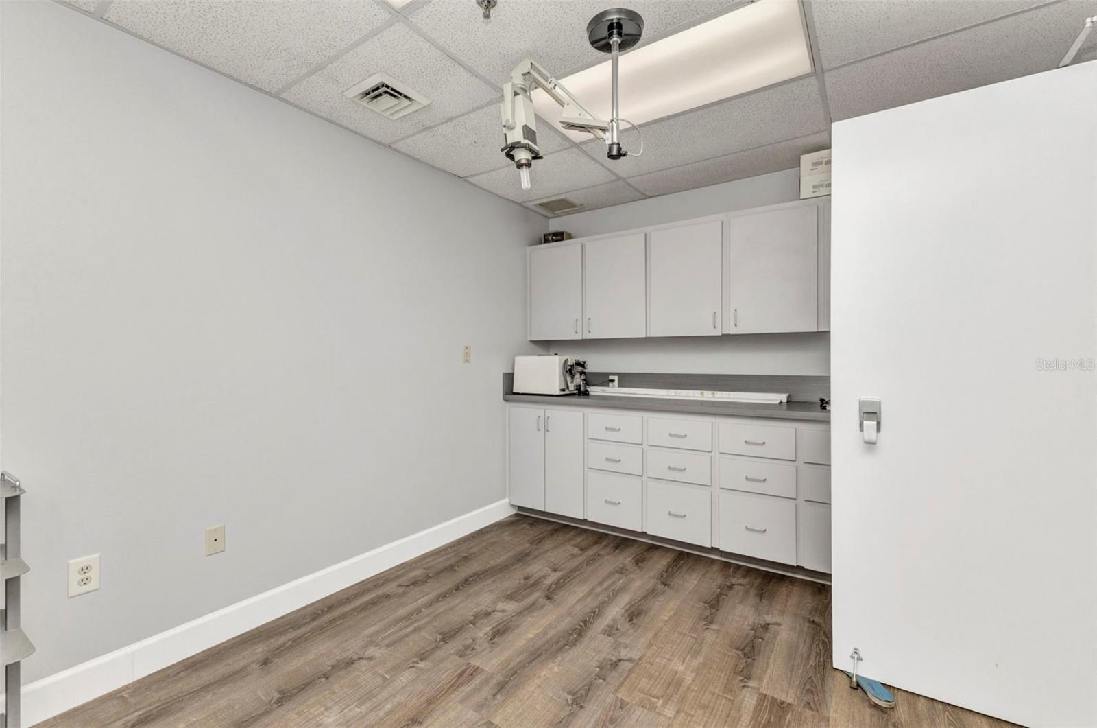 PORT CHARLOTTE MEDICAL PAVILION - Commercial Sale