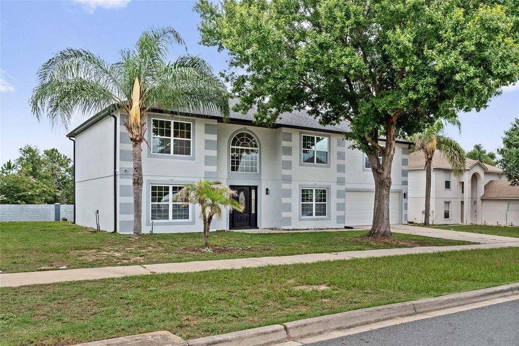 Photo of 2960 White Magnolia Loop, Clermont, FL 34711 (MLS # O6424167)