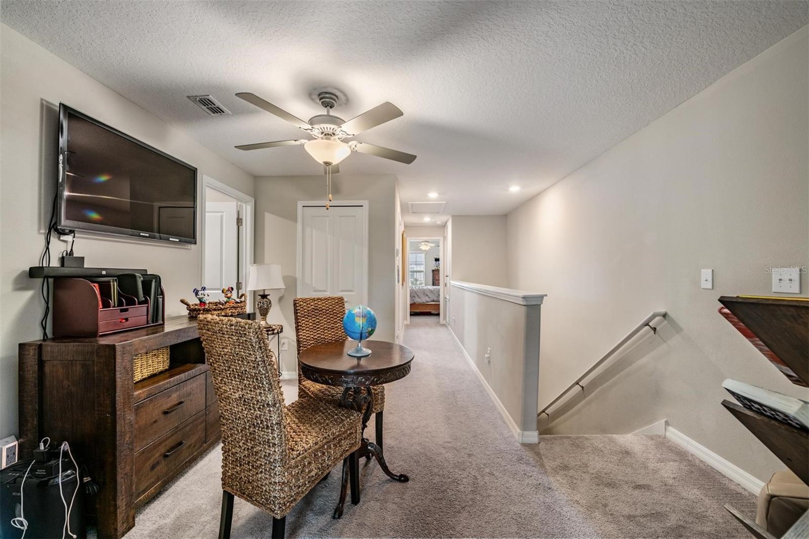 VENTANA TWNHMS AT WATERS EDGE - Residential