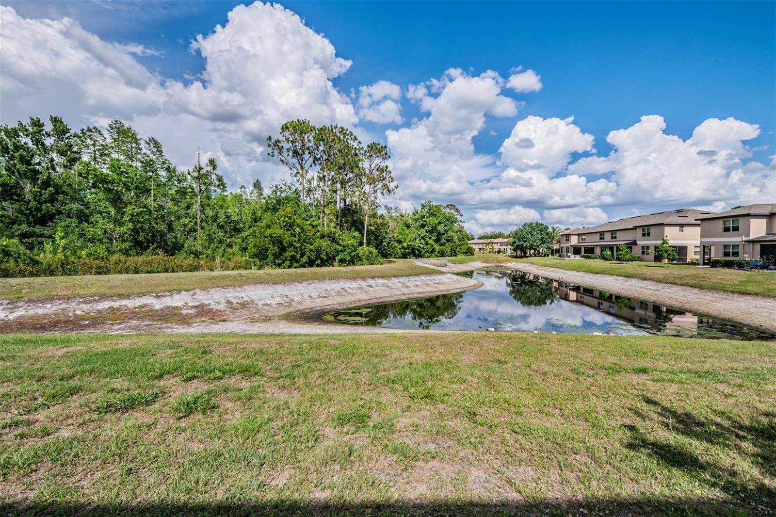 VENTANA TWNHMS AT WATERS EDGE - Residential