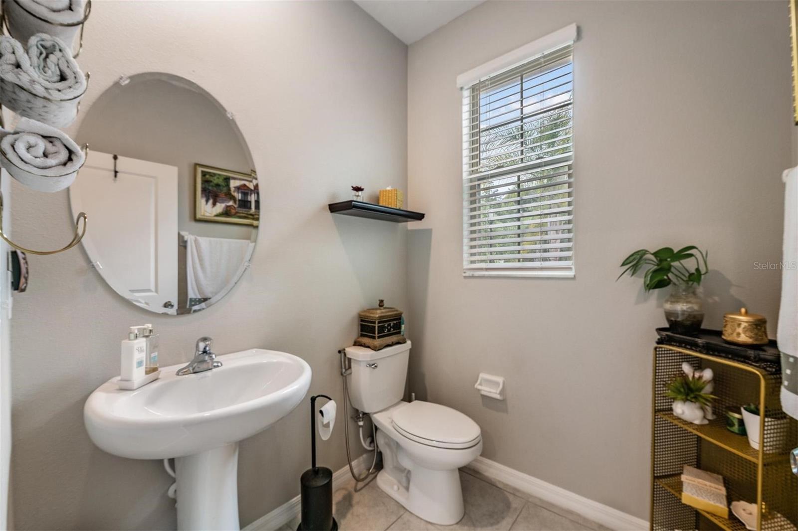 VENTANA TWNHMS AT WATERS EDGE - Residential