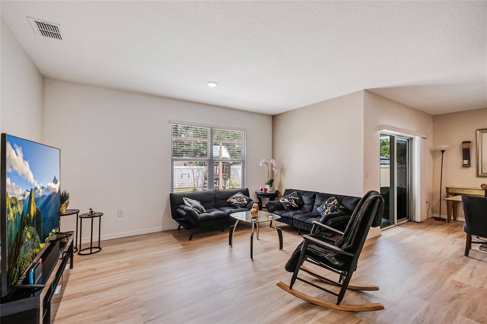 AUBURN GROVE PH I - Residential