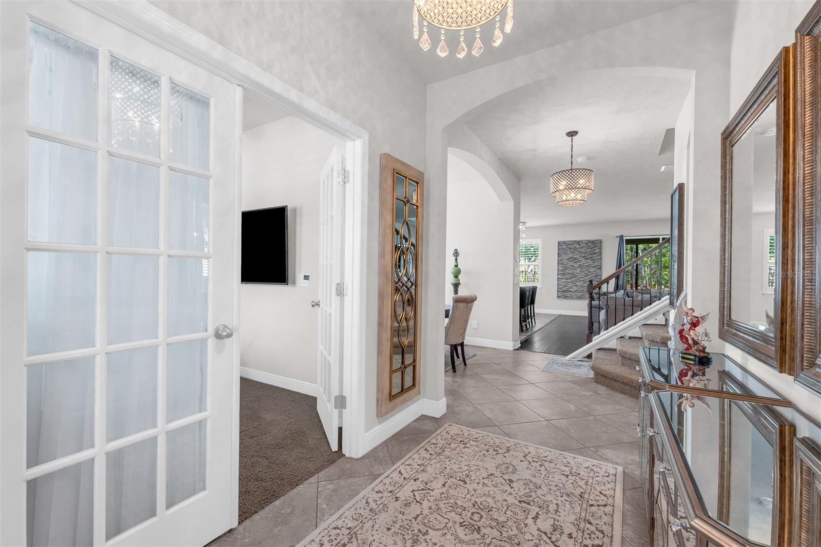 POINTE/HUNTERS CRK - Residential