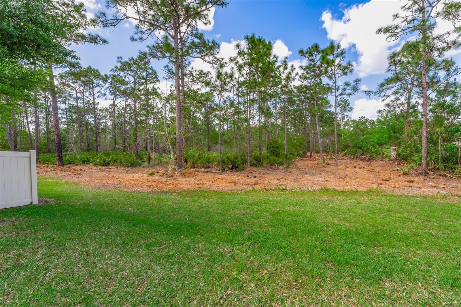 POINTE/HUNTERS CRK - Residential