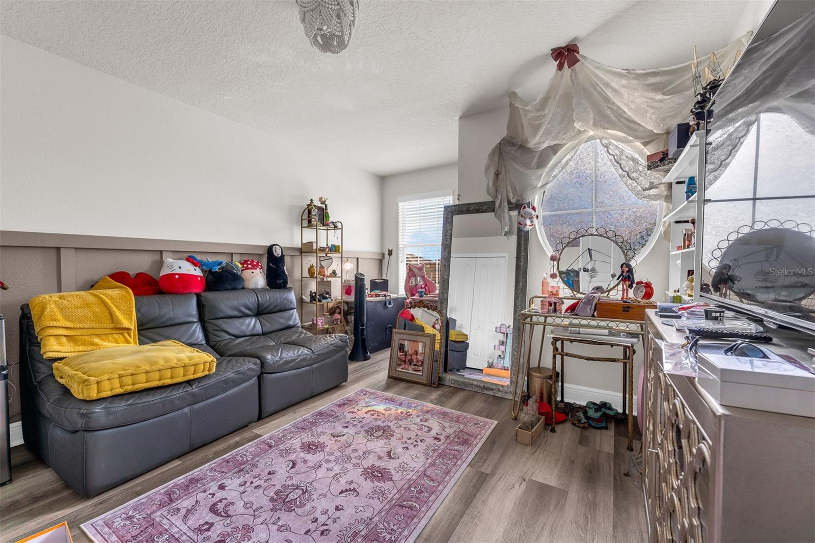 POINTE/HUNTERS CRK - Residential