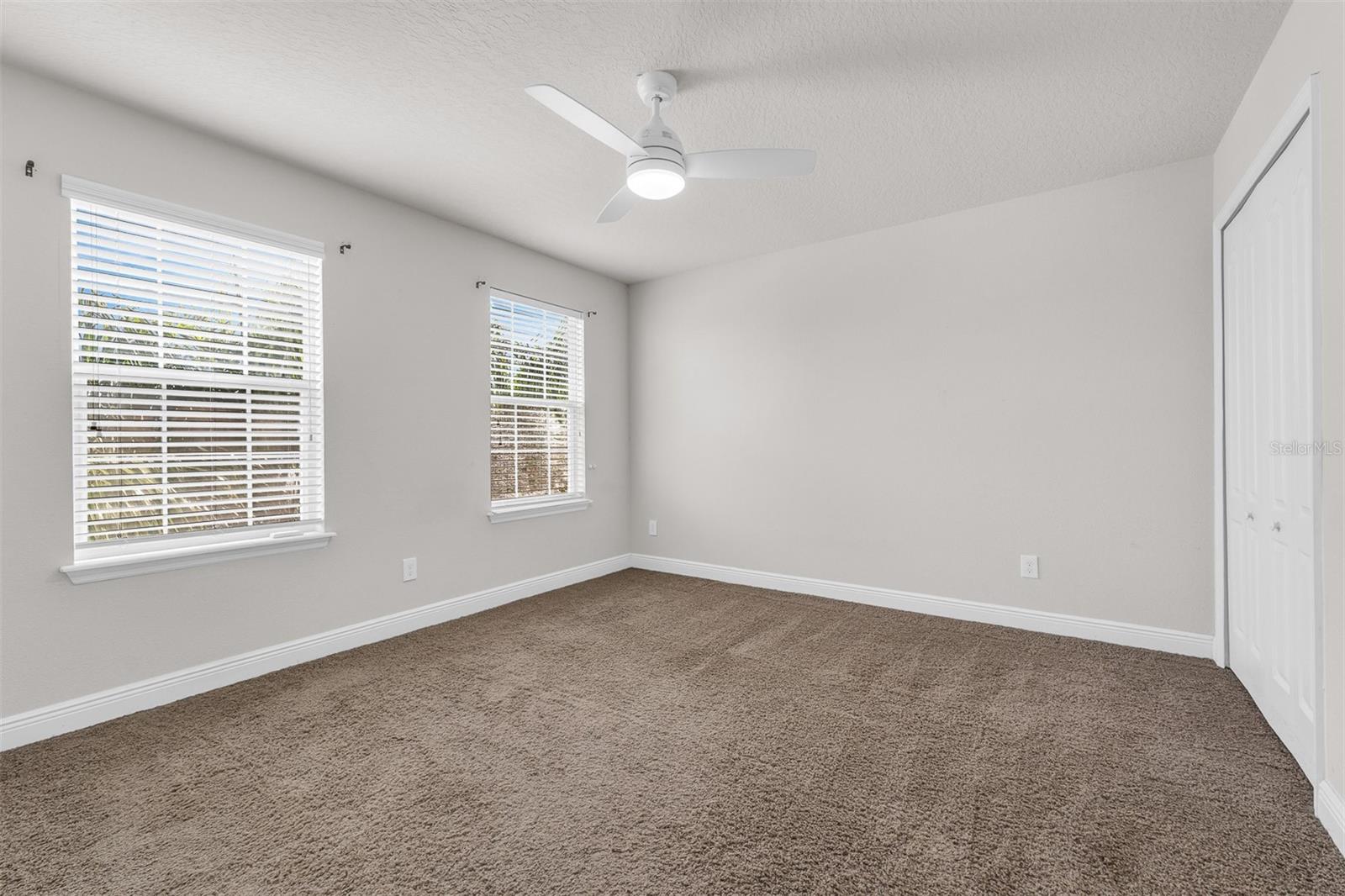 POINTE/HUNTERS CRK - Residential