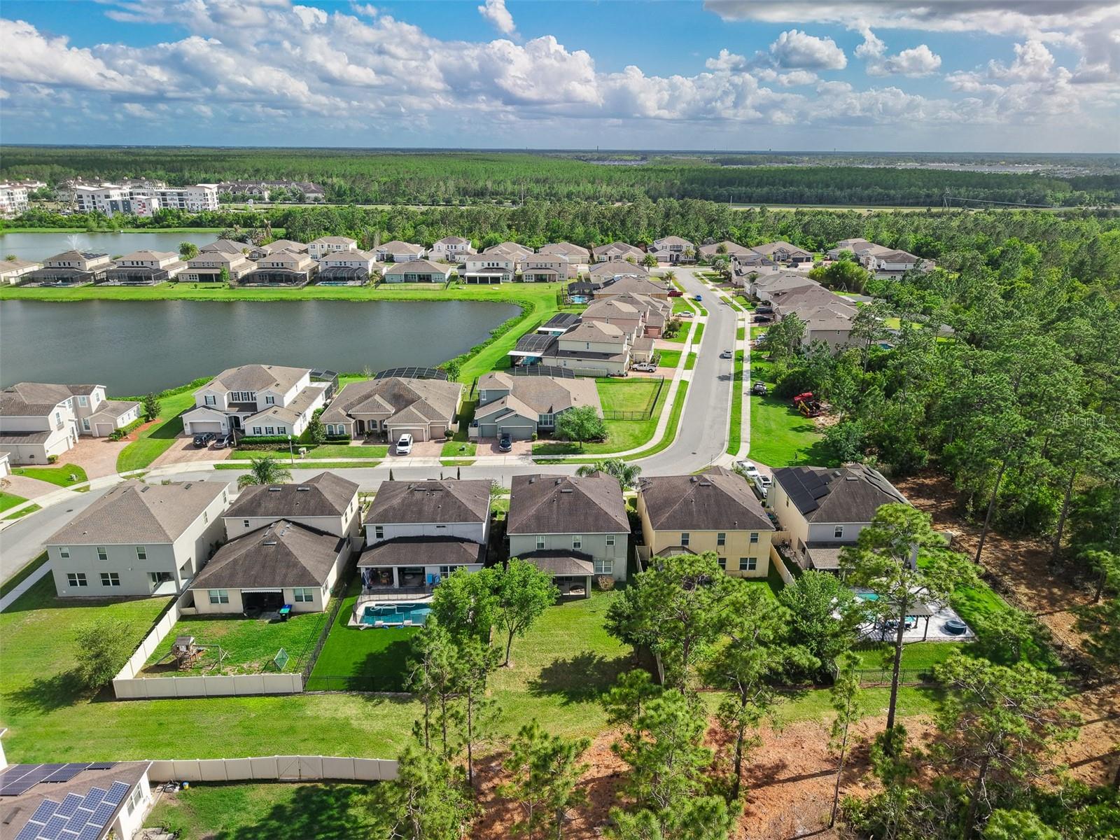 POINTE/HUNTERS CRK - Residential