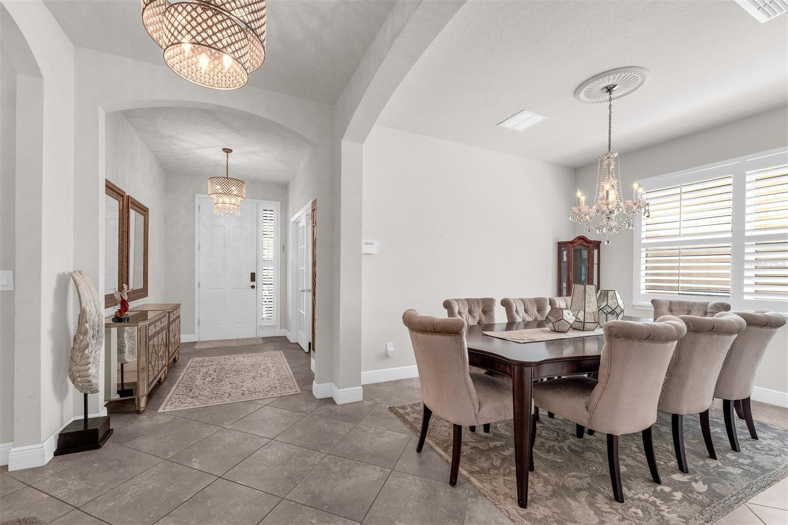 POINTE/HUNTERS CRK - Residential