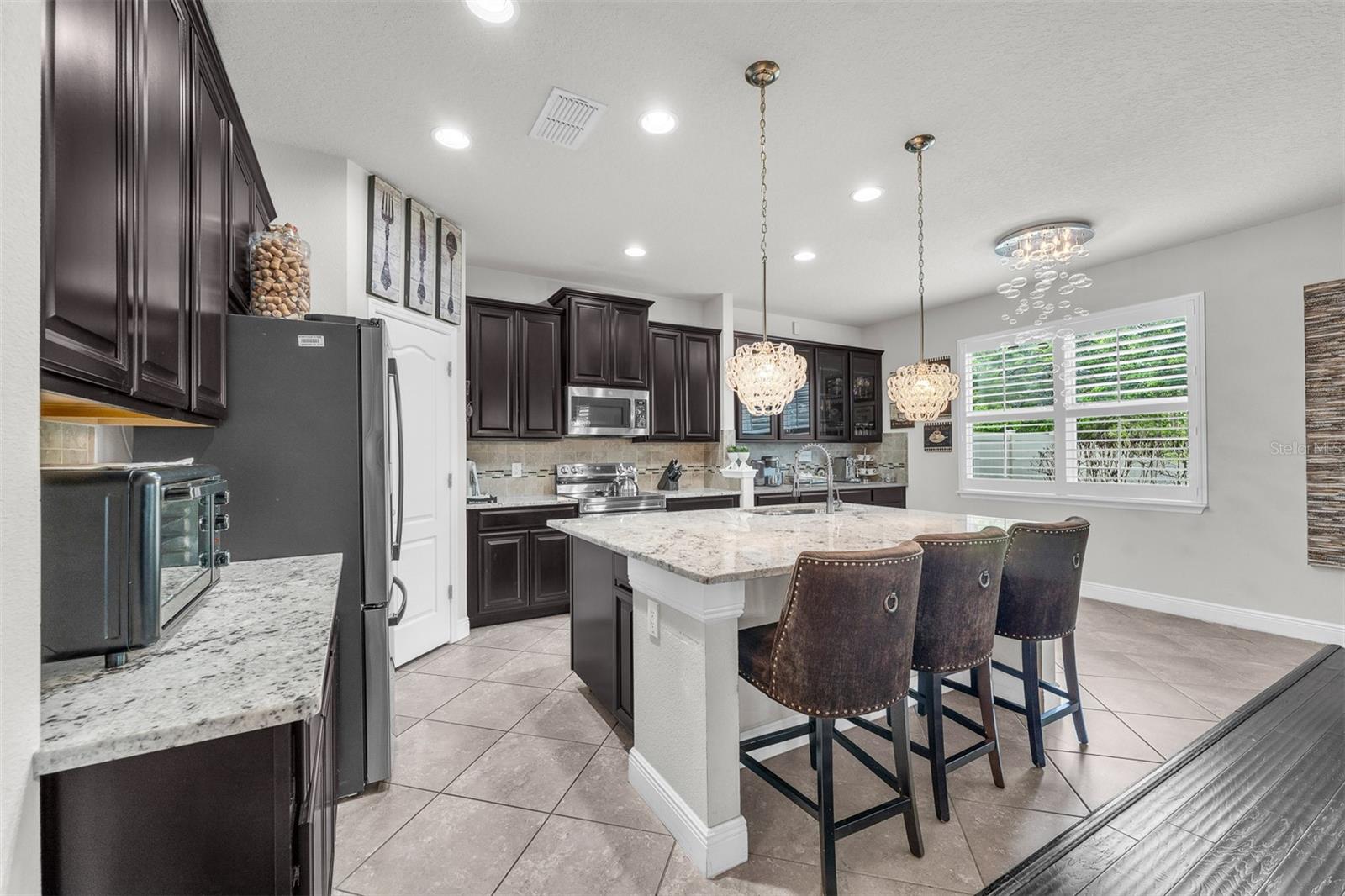 POINTE/HUNTERS CRK - Residential