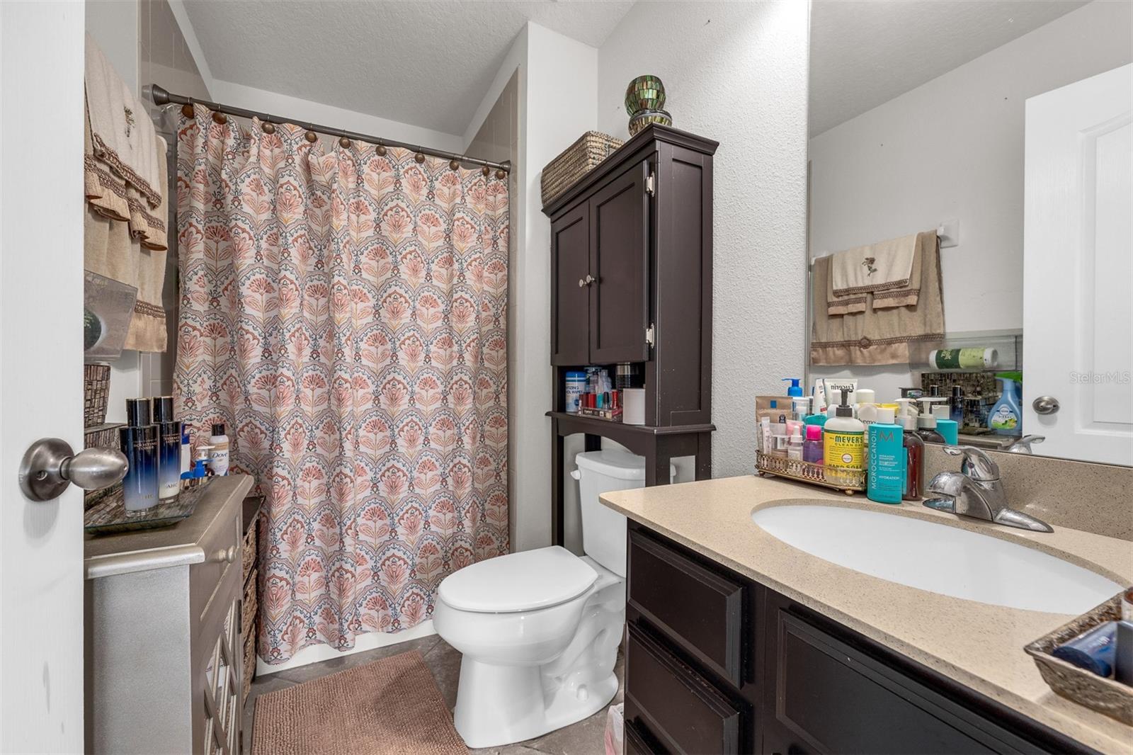 POINTE/HUNTERS CRK - Residential