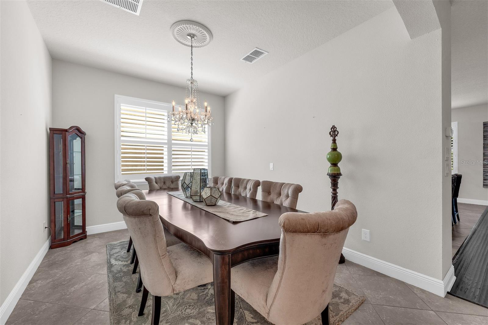 POINTE/HUNTERS CRK - Residential