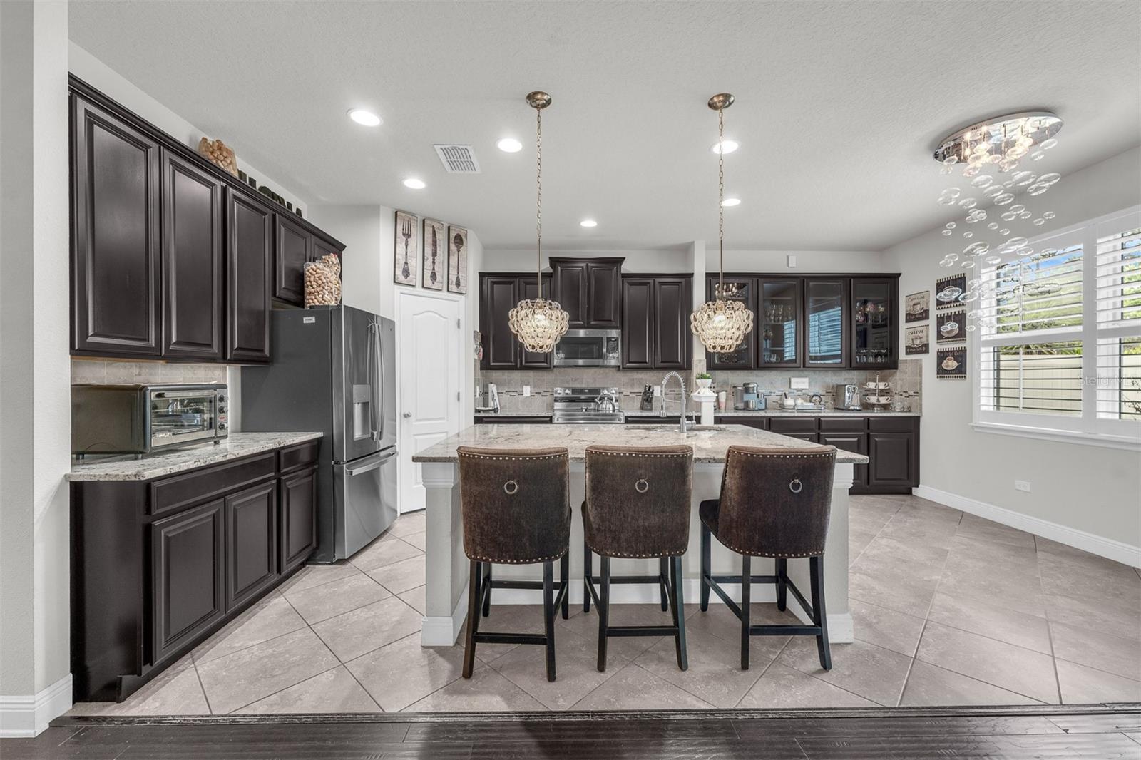 POINTE/HUNTERS CRK - Residential