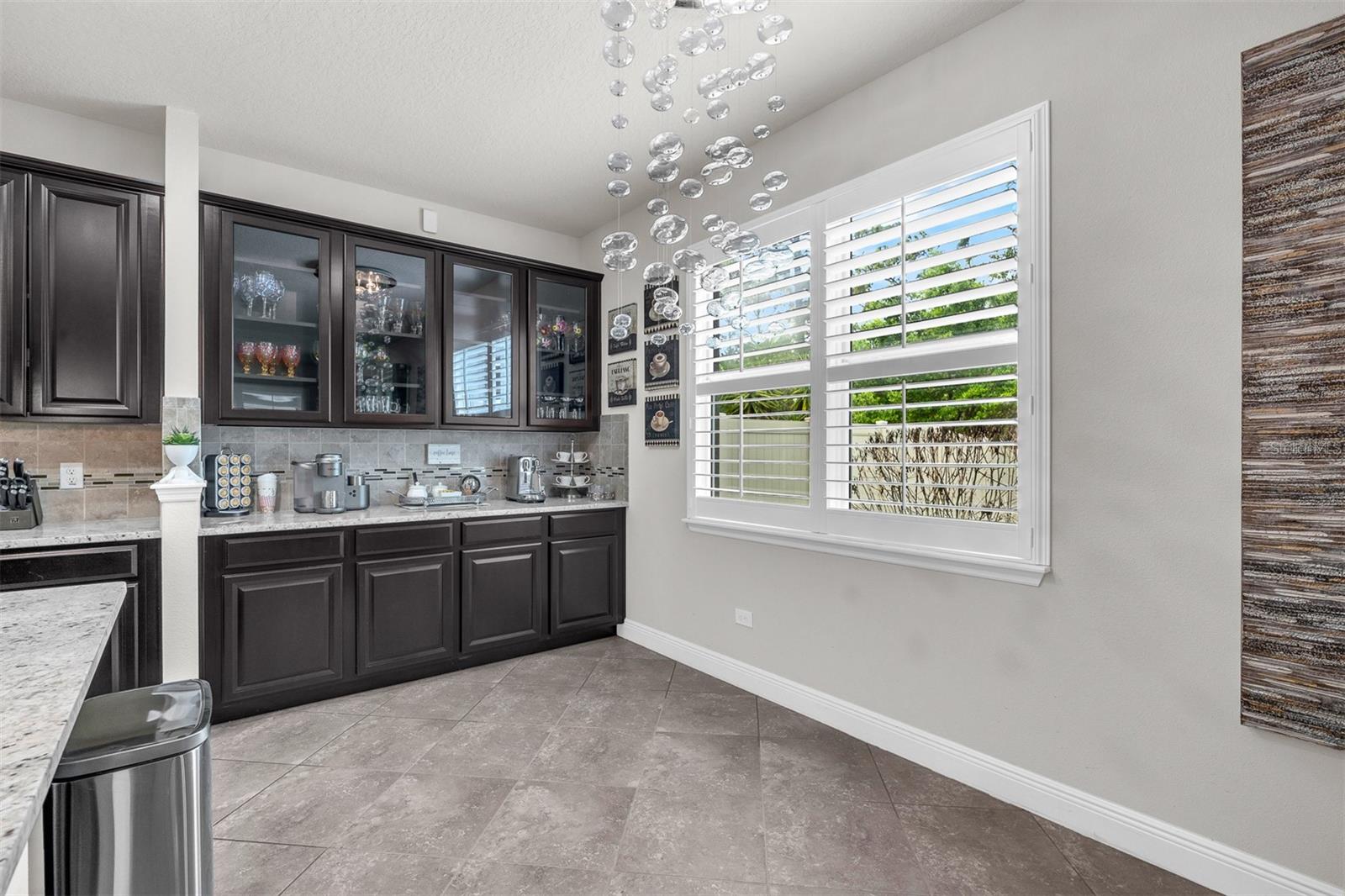 POINTE/HUNTERS CRK - Residential