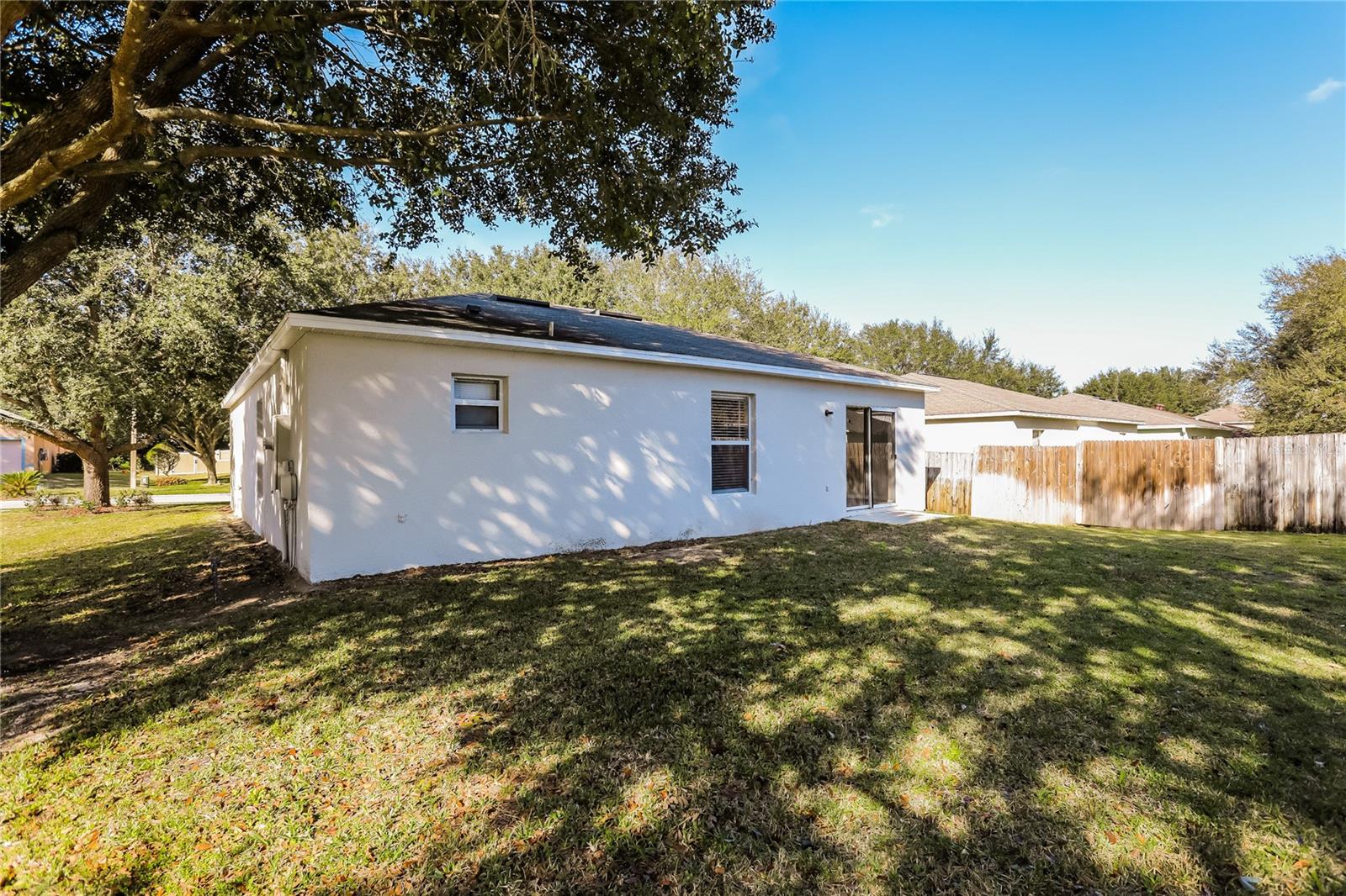 REMINGTON CLUB PH II - Residential Lease