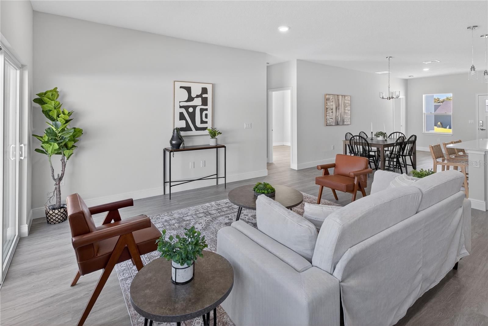 MARION OAKS - Residential