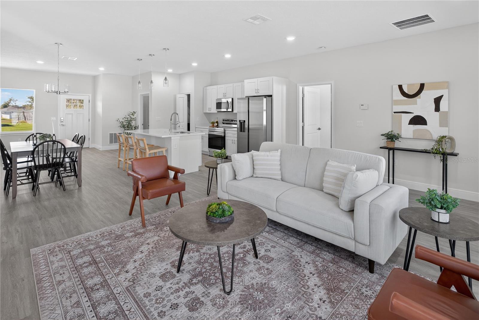 MARION OAKS - Residential